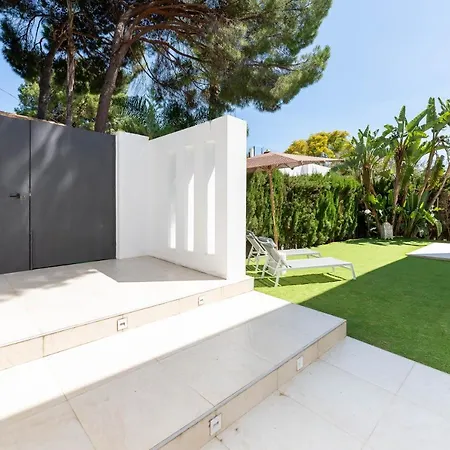 Vacation I Fuentes, Prime Location, Perfect For Families And Big Groups, Shared Pool * Marbella