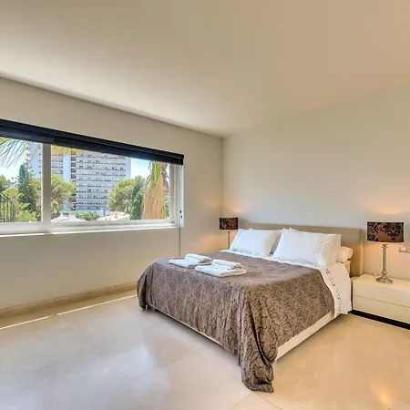 Vacation I Fuentes, Prime Location, Perfect For Families And Big Groups, Shared Pool Villa